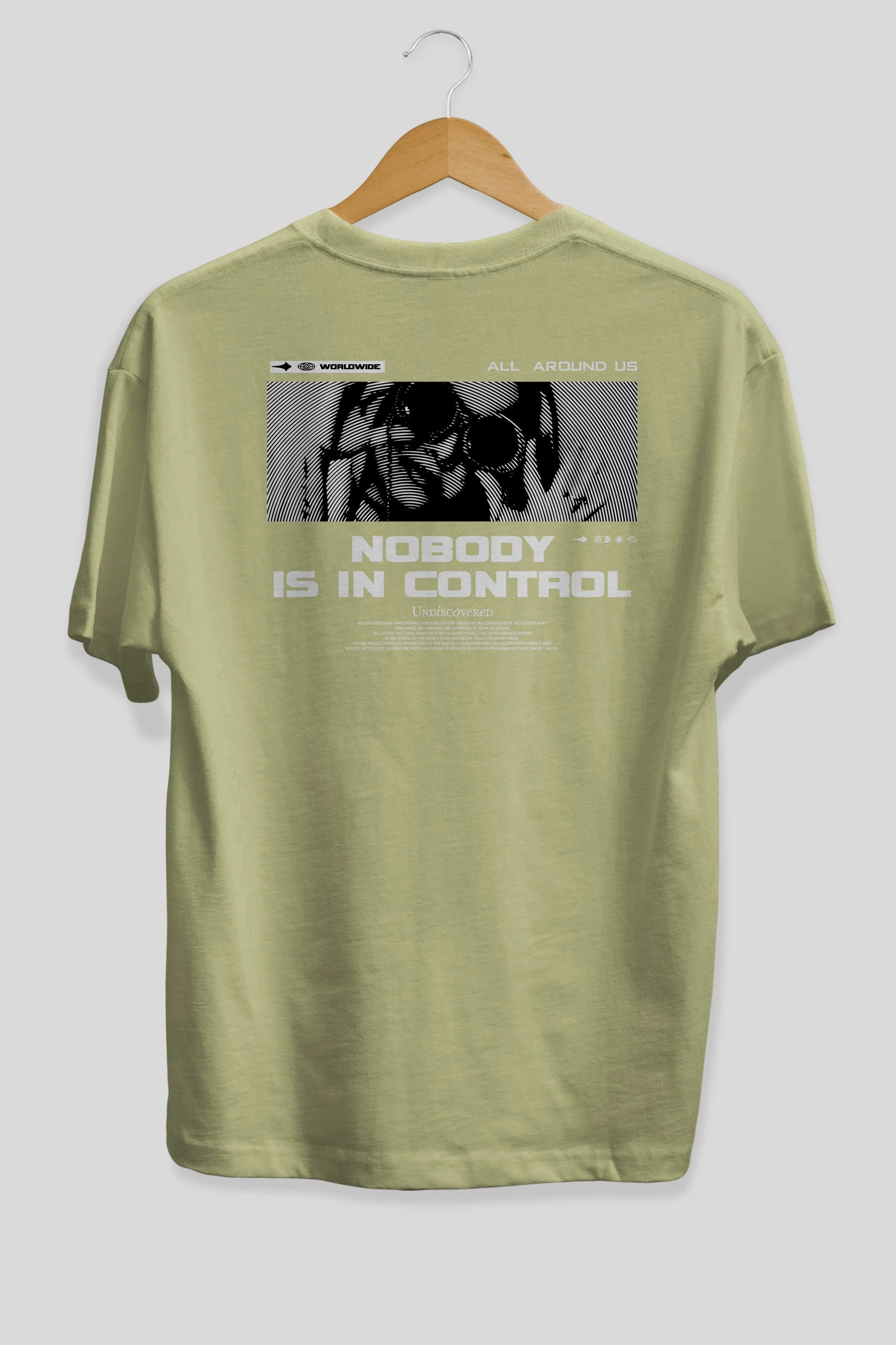 Nobody is in Control Arka Baskılı Oversize t-shirt Erkek Kadın Unisex