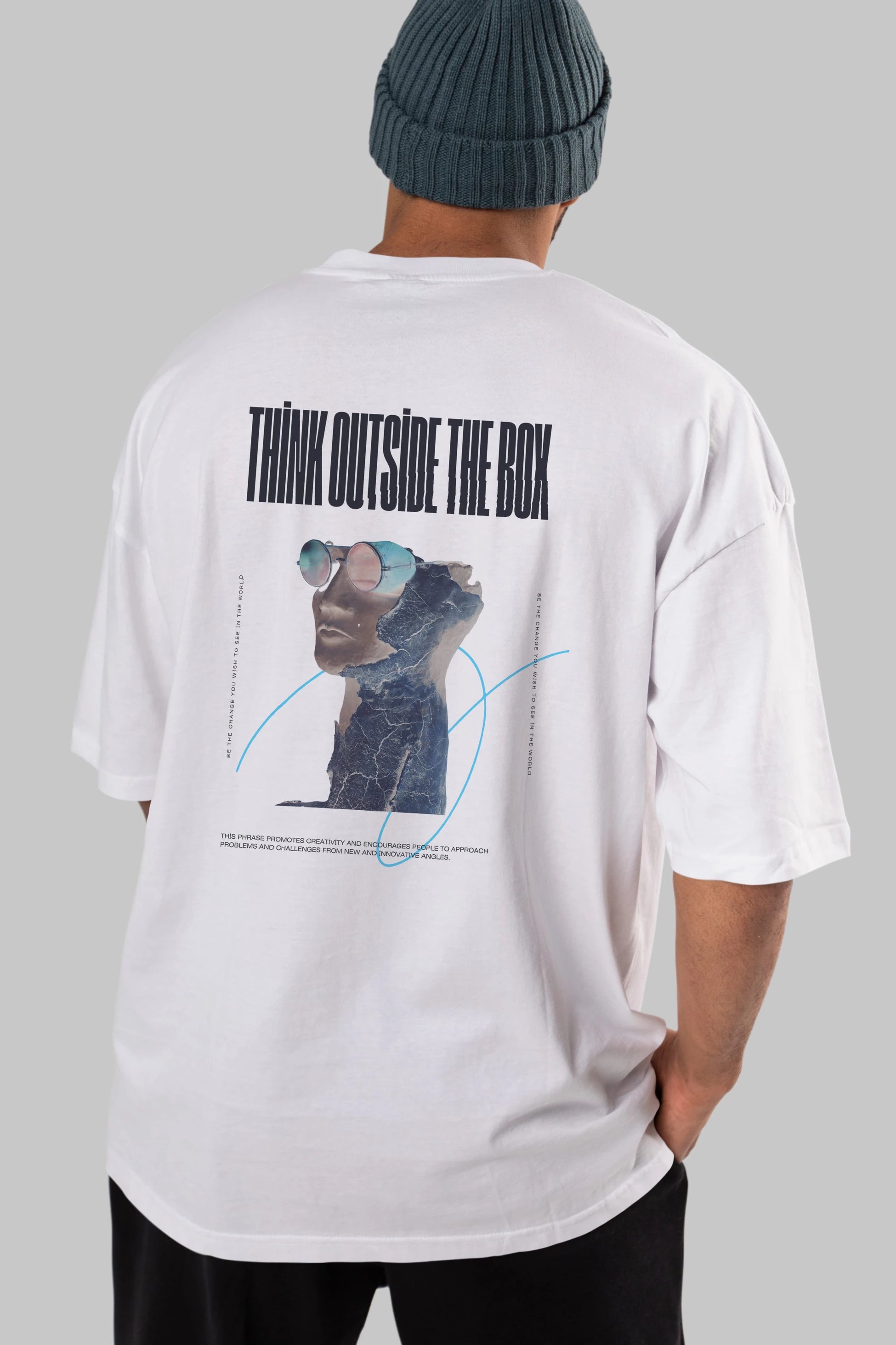 Think Outside The Box Arka Baskılı Oversize t-shirt Erkek Kadın Unisex