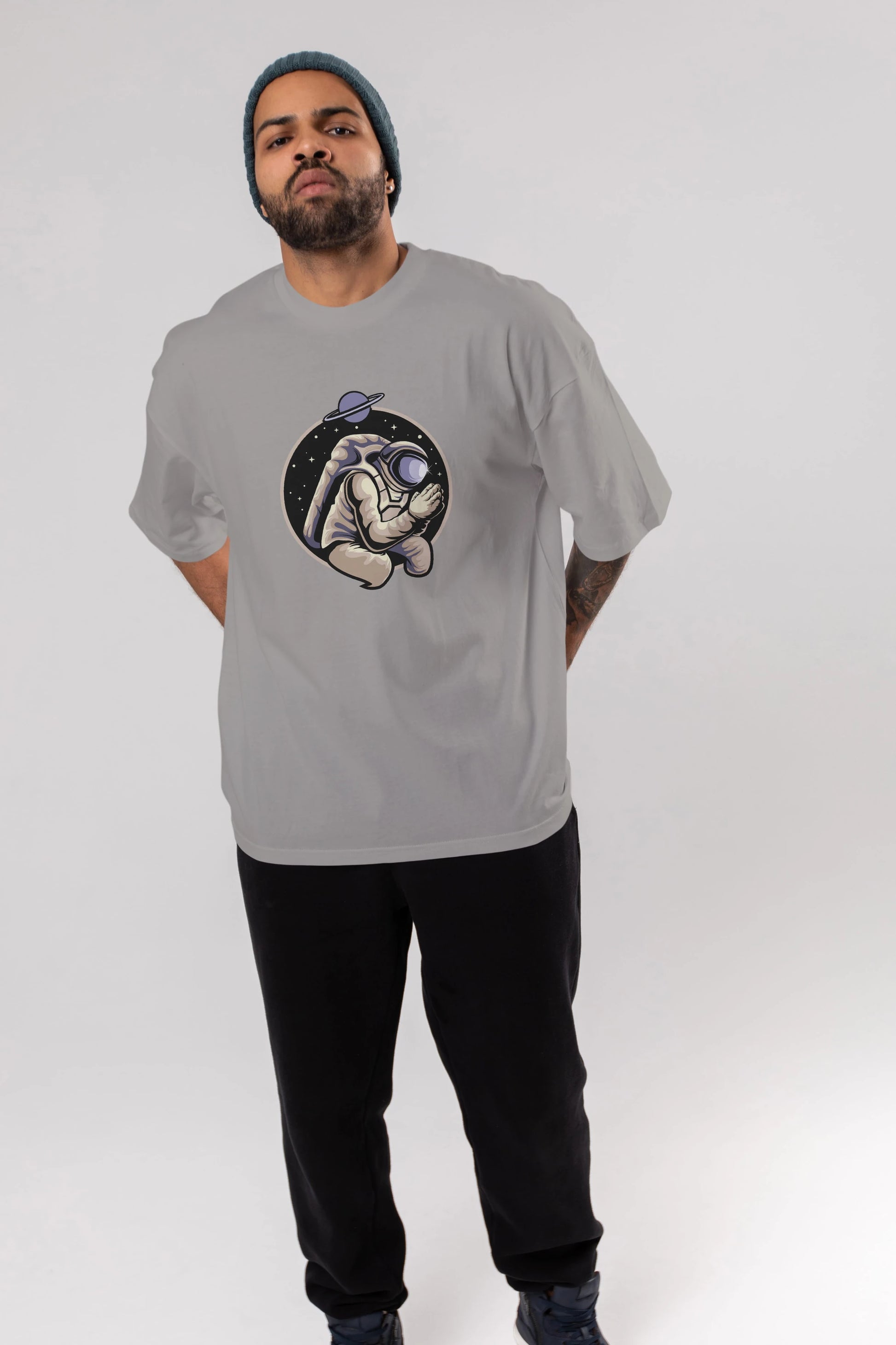 Astronaut Praying Ön Baskılı Oversize t-shirt Erkek Kadın Unisex