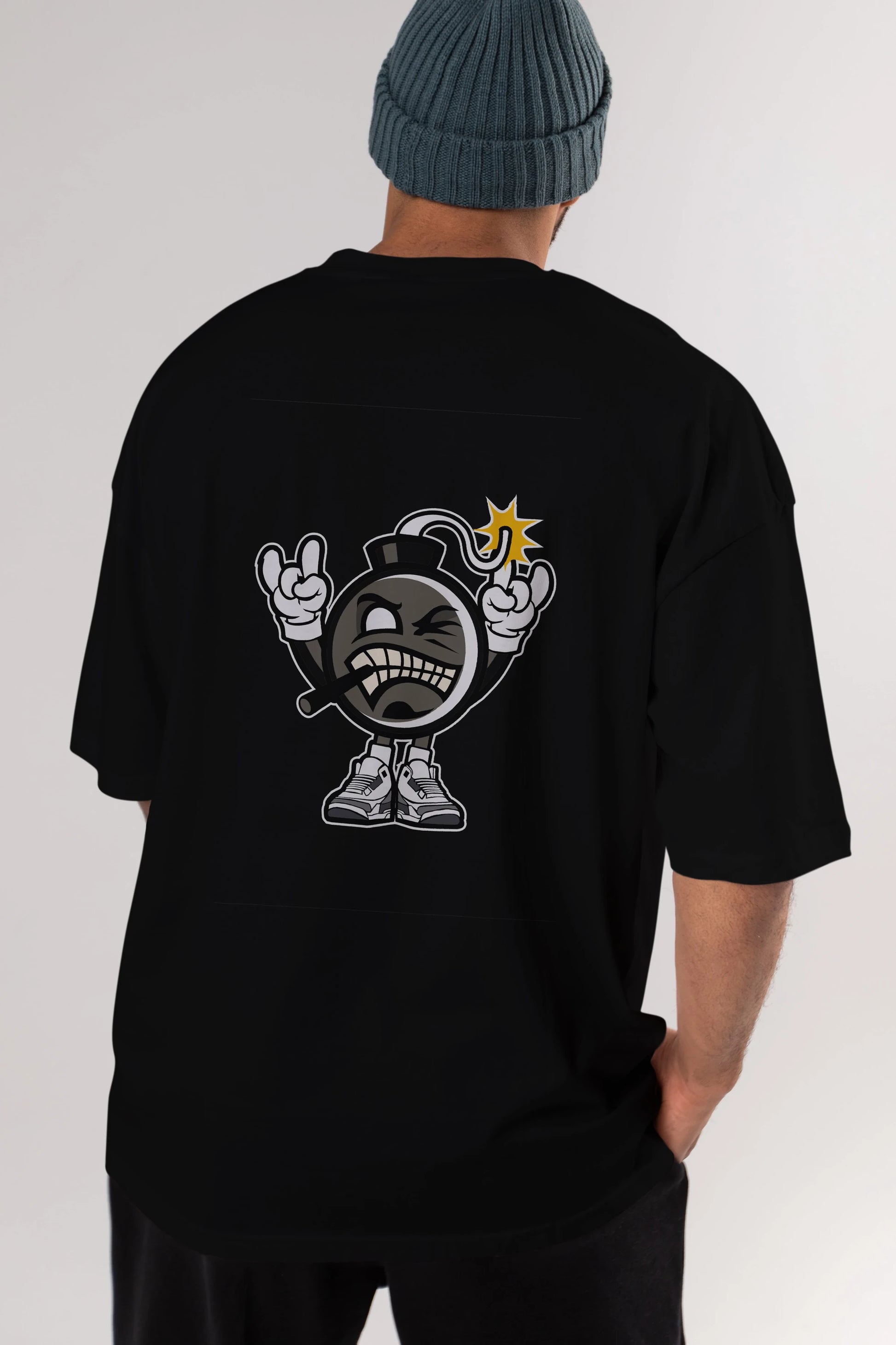 Evil Bomb Arka Baskılı Oversize t-shirt Erkek Kadın Unisex %100 Pamuk tişort