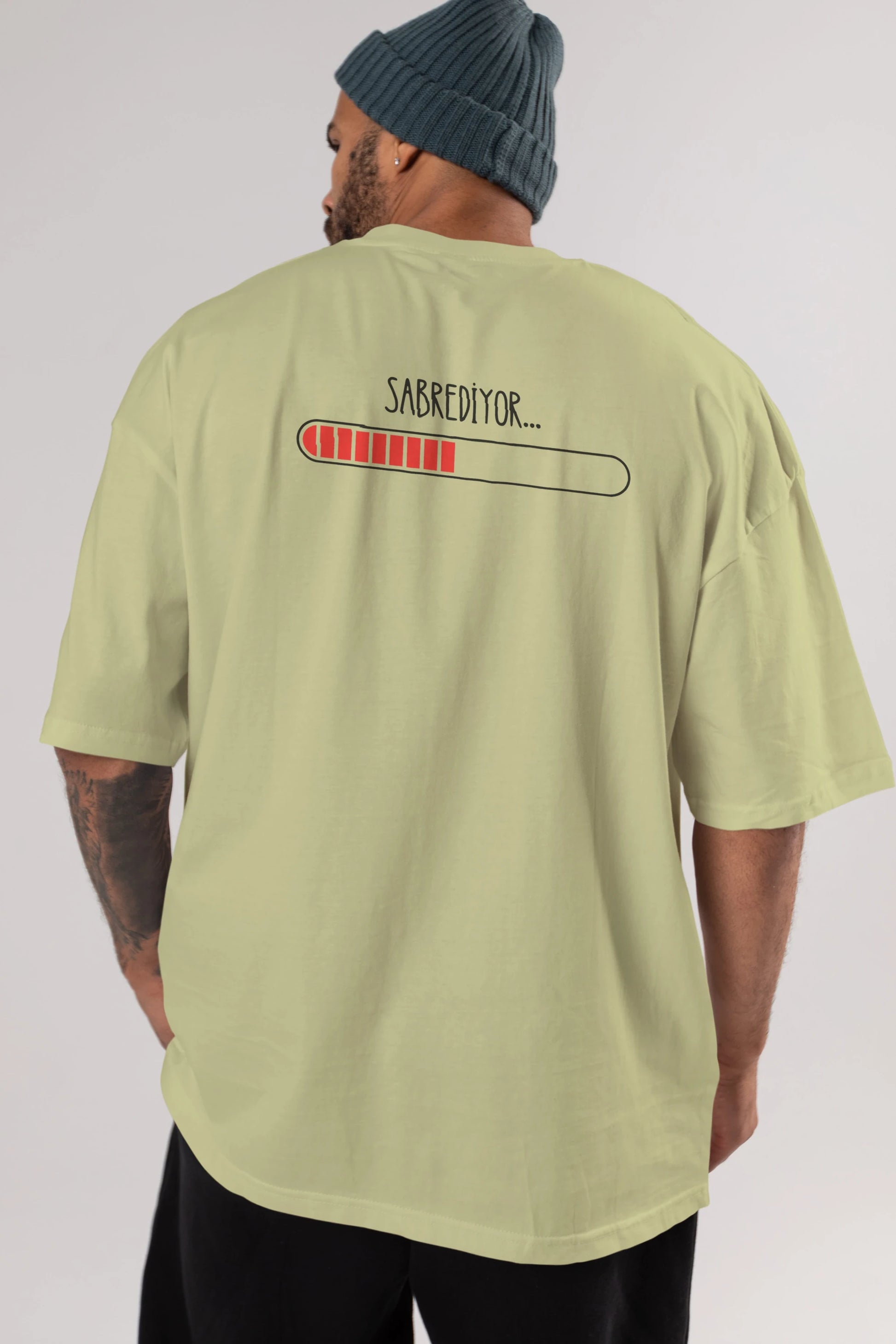 Sabrediyor Yazılı Arka Baskılı Oversize t-shirt Erkek Kadın Unisex