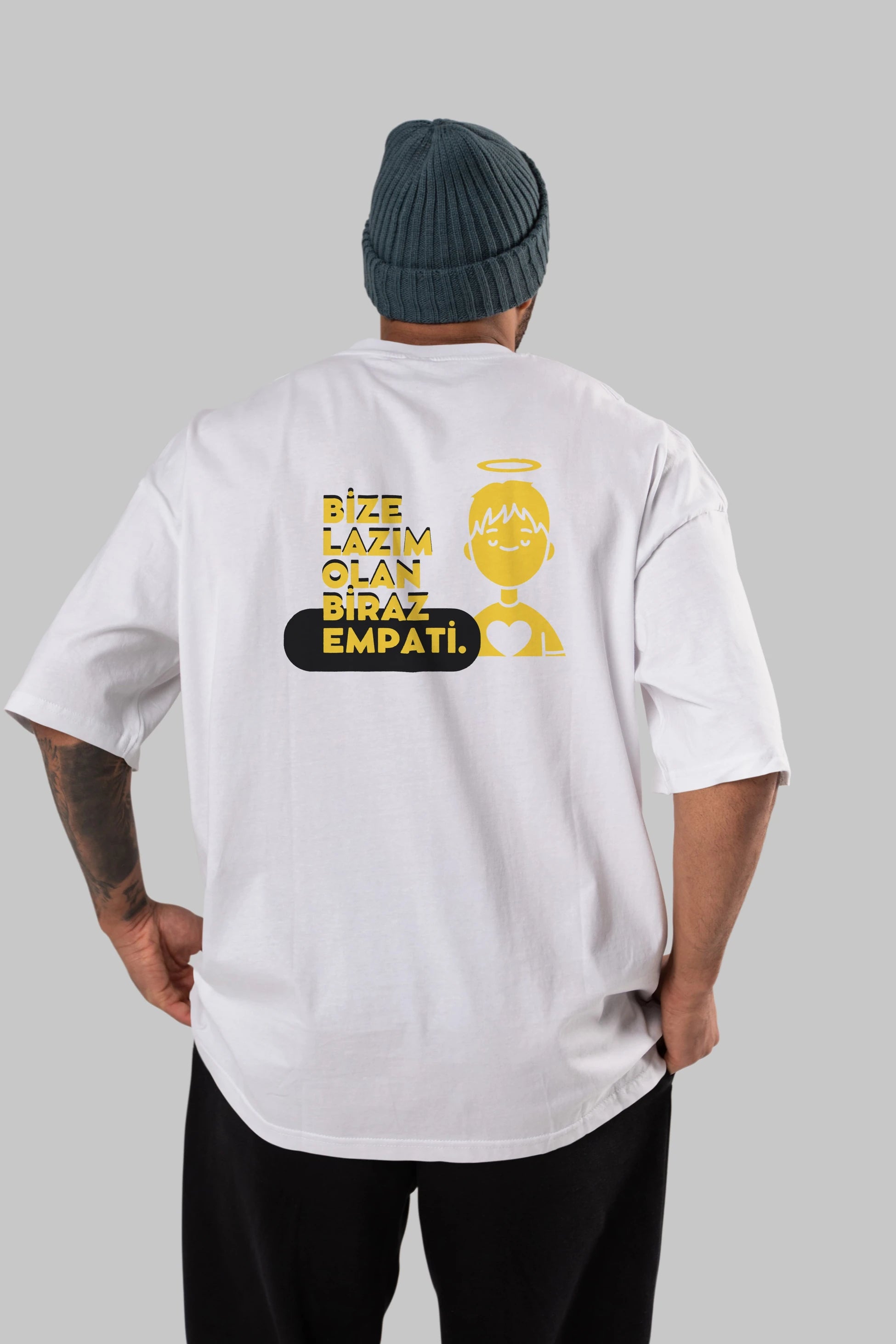 Bize Lazım Olan Biraz Empati Arka Baskılı Oversize t-shirt Erkek Kadın Unisex