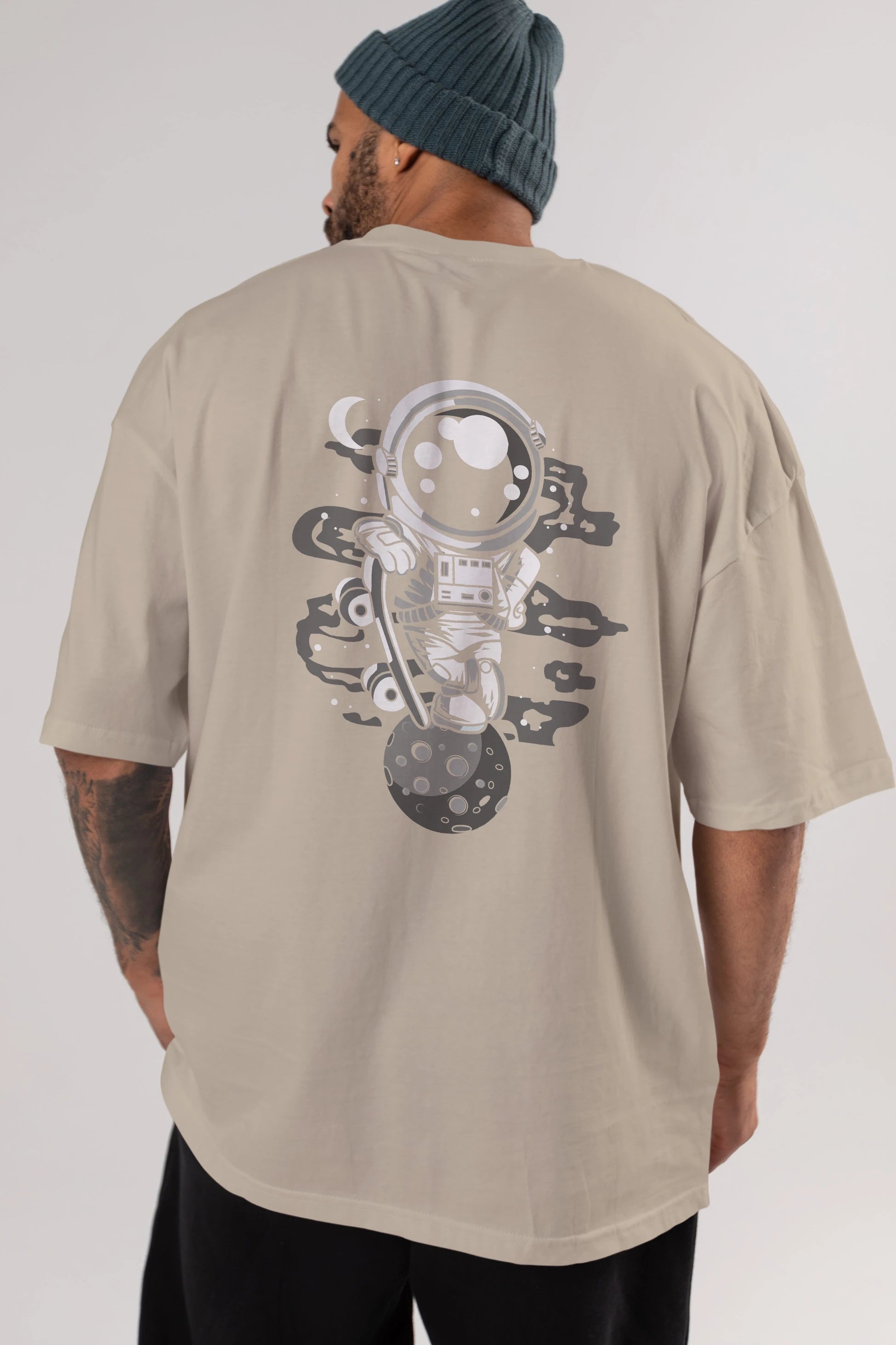 Astronaut Skater Boy Arka Baskılı Oversize t-shirt Erkek Kadın Unisex