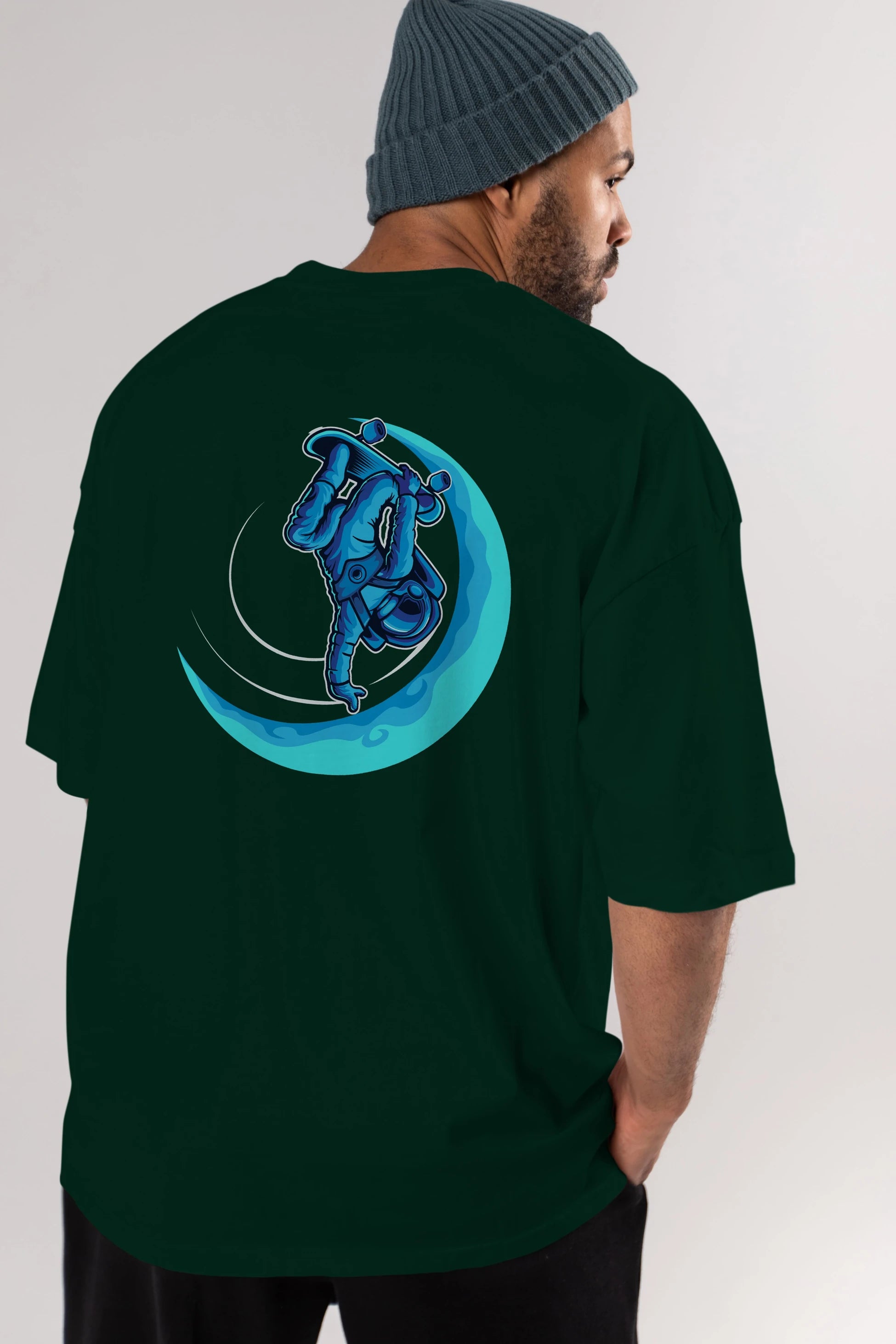 Skating on the moon Arka Baskılı Oversize t-shirt Erkek Kadın Unisex