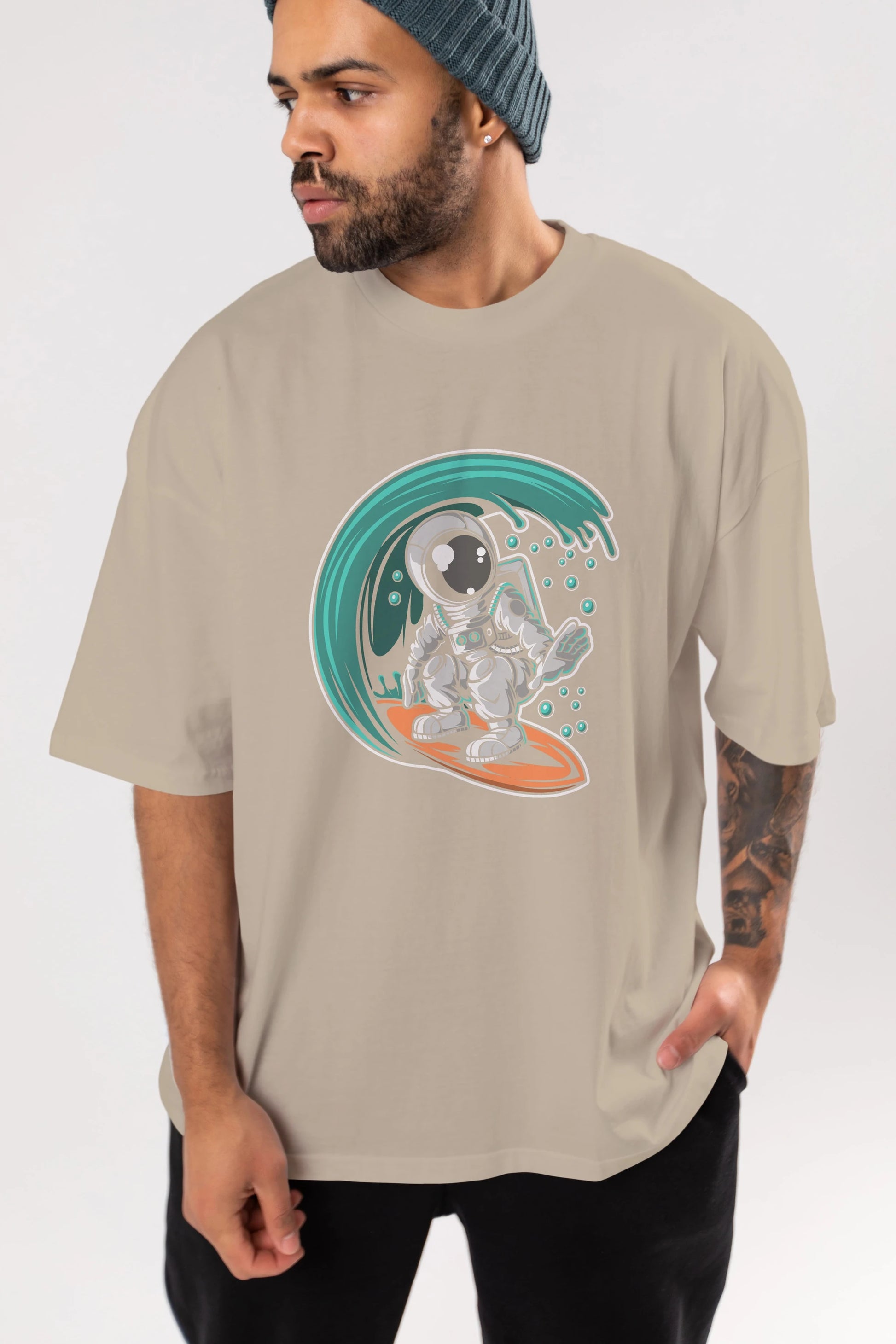 Astronaut Surfing Ön Baskılı Oversize t-shirt Erkek Kadın Unisex