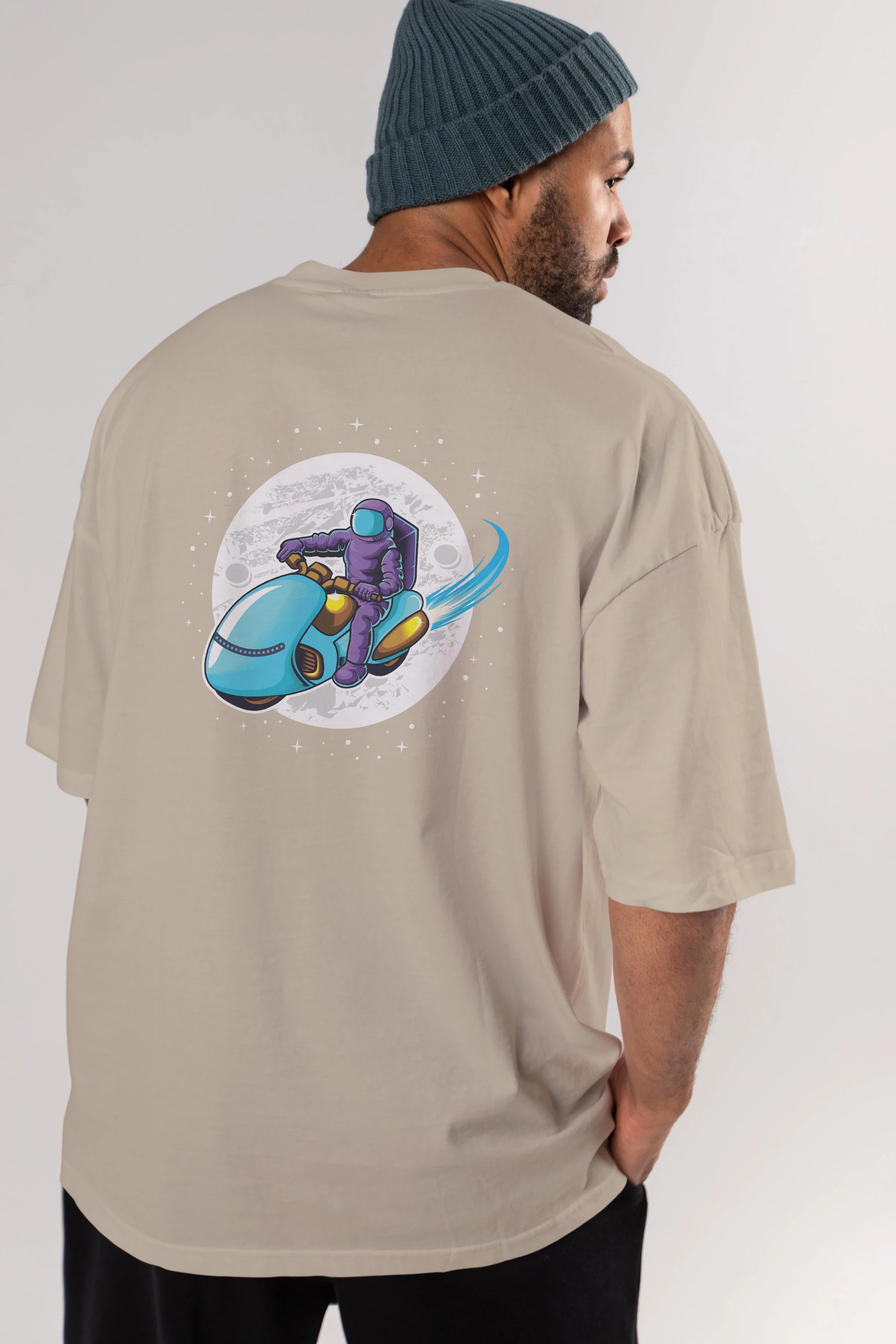 Astrorider in Space Arka Baskılı Oversize t-shirt Erkek Kadın Unisex