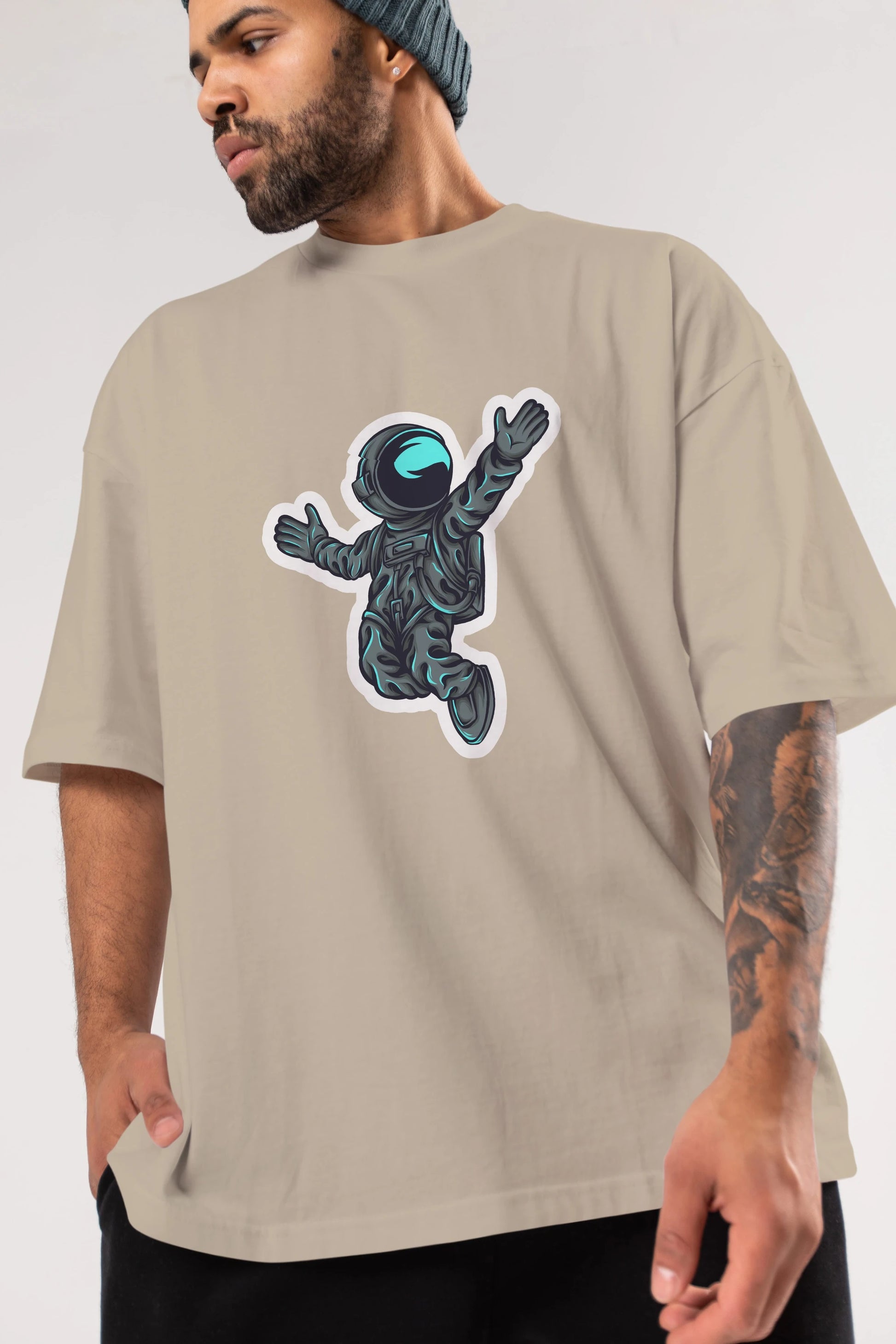 Happy Astronaut Sticker Ön Baskılı Oversize t-shirt Erkek Kadın Unisex