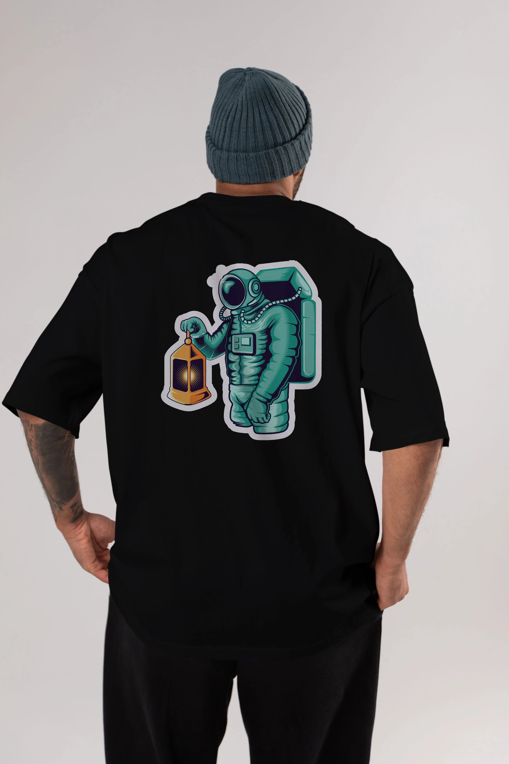 Astronaut Lantern Sticker Arka Baskılı Oversize t-shirt Erkek Kadın Unisex