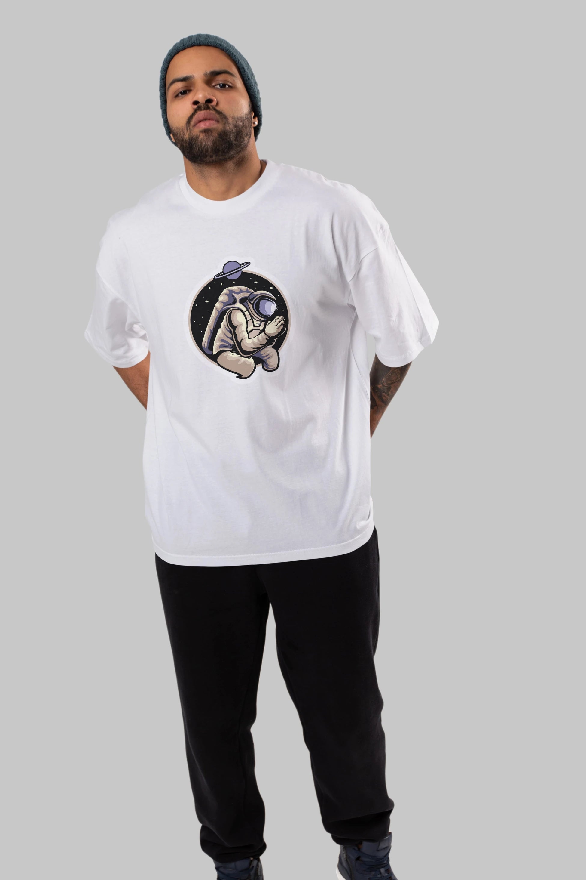 Astronaut Praying Sticker Ön Baskılı Oversize t-shirt Erkek Kadın Unisex