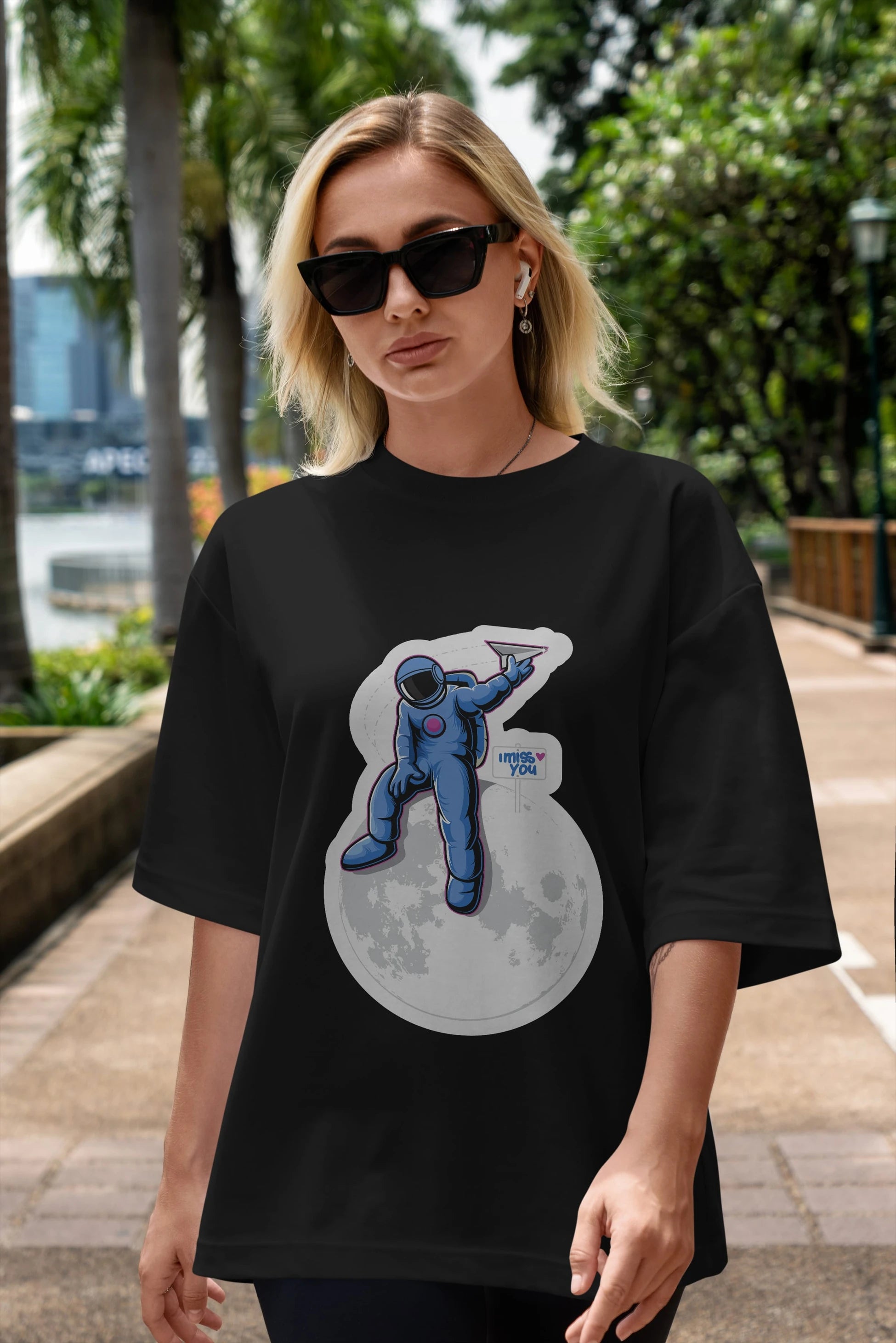 Astro Missing Earth Sticker Ön Baskılı Oversize t-shirt Erkek Kadın Unisex